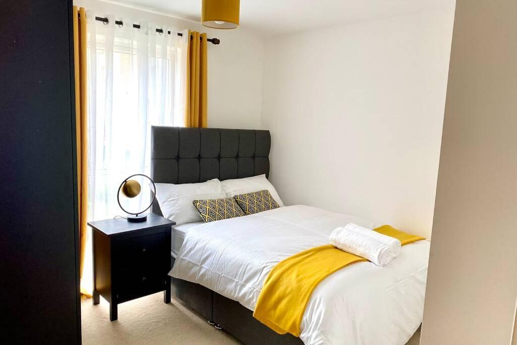 ווסט ת'ורוק Smartrips Apartments - Lakeside/Thurrock מראה חיצוני תמונה