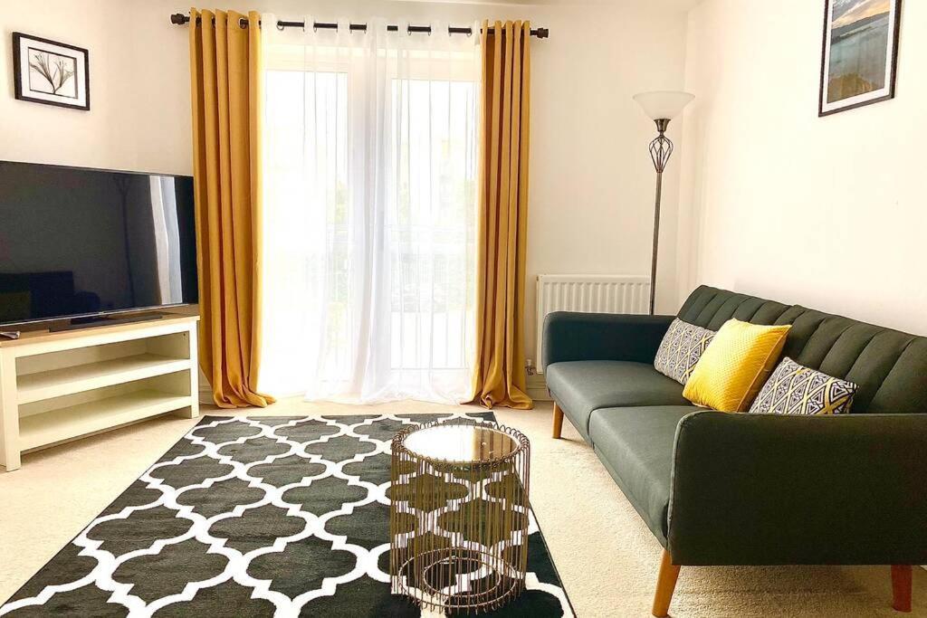 ווסט ת'ורוק Smartrips Apartments - Lakeside/Thurrock מראה חיצוני תמונה