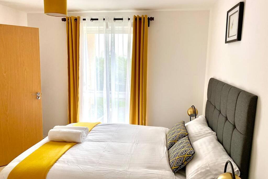 ווסט ת'ורוק Smartrips Apartments - Lakeside/Thurrock מראה חיצוני תמונה