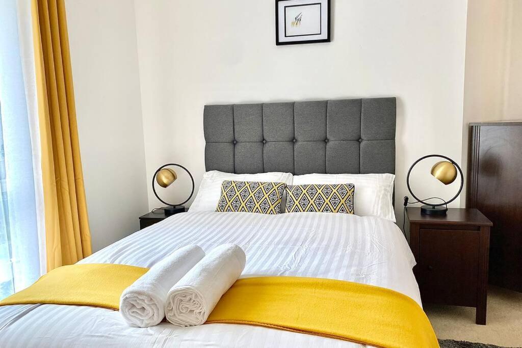 ווסט ת'ורוק Smartrips Apartments - Lakeside/Thurrock מראה חיצוני תמונה